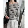 Camiseta Leve com Proteção Solar de Manga Longa para Mulheres ~ Estilo Coreano Verão Exquisito Versátil Afina a Cintura Ombro a Ombro Listrado