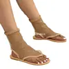 Sandálias chinelo de comércio exterior online transfronteiriço europeu e americano, primavera/verão, tamanho grande, novo modelo 2025, atacado para mulheres, sola plana, tamanho grande