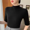 Top elegante de alta qualidade, sem costura, gola semi-alta, padrão espinha de peixe, manga curta, refrescante e arrumado, versátil para primavera e verão, top estiloso feminino