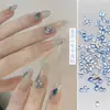 Mini Pedrería Pequeña para Uñas Estilo Popular de Celebridad de Internet Pedrería Azul Lago Blanca de Fondo Plano Forma Irregular Diamantes de Colores Accesorios Morados para Uñas
