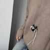 Bolso Pequeño de Cuero de Diseñador Único con Lazo de Perlas Cadena Larga para Suéter Dulce Fresco Personalidad Accesorio de Bolso Ins para Mujeres