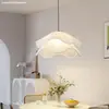 Lustre de Pétalas Transparentes Estilo Romântico Francês Zhaoyue para Quarto Principal, Luminária de Tecido Estilo Creme para Sala de Jantar, Sala de Estar, Escritório