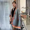 Bufanda Gruesa Cálida Estilo Yifei 2026 para Mujer, Chal de Cachemira Sintética, Bufanda de Doble Uso Dopamina con Cinta
