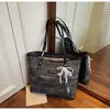 2025 Nova Moda Verão Estilo Coreano Bolsa de Mão Grande Capacidade Bolsa Tote de Ombro Feminina Bolsa para Trabalho e Dia a Dia