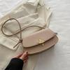 Moda Retro Ropa de Trabajo Color Sólido Texturizado Bolso Cruzado de un Solo Hombro para Mujer 2025 Principios de Primavera Nuevo Elegante Bolso de Mujer Versátil para Mujer