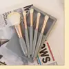 Set de 5 Mini Brochas de Maquillaje con Espejo Portátil, Brocha para Polvos Sueltos, Iluminador, Sombra de Ojos, Rubor, Herramientas de Belleza, Fijación de Maquillaje
