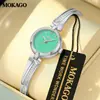 O novo relógio feminino de luxo leve da MOKAGO é um relógio de pulso elegante e sofisticado, disponível no atacado diretamente do fabricante, com pulseiras cravejadas de diamantes e movimento a quartzo à prova d'água.