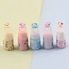 Miniatura de Simulación de Resina Gradiente 3D Botella de Leche Llavero DIY Colgante de Bolsa Adorno de Micro Paisaje para Coche