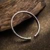 Pulsera abierta de cobre blanco estilo étnico retro con amor entrelazado, moderna, versátil, elegante, tejida a mano en espiral, pulsera para pareja