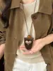 Collar con clip magnético para gafas de sol estilo vacacional, de cuero con lunares y cuentas, para mujer, accesorio largo con colgante para gafas de sol de viaje