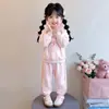 Conjunto Informal Estilo Dibujos Animados para Niñas Otoño Nueva Llegada Sudadera de Manga Larga para Bebé Pantalón Largo Conjunto de Dos Piezas Conjunto Elegante Lindo