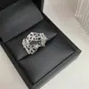 Anel Feminino Versa Niche Design Flor de Renda Vazada Banhado a Prata Anel Aberto Versátil de Alta Qualidade