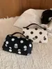 Bolsa Lonchera de Lunares Estilo Francés para Mujer 2026 Nuevo Modelo Bolso de Mano Texturizado para el Trabajo Moda de Nicho Elegante Bolso de Hombro Cruzado