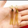 Moda de lujo ligero Vietnam aretes de borla de flor de hojas de oro para mujer en línea Aretes rojos de oro de imitación Accesorios transfronterizos
