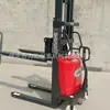 Apilador de Doble Propósito con Control Remoto 2 Toneladas 1 Tonelada Elevador Hidráulico Pequeño Montacargas Apilador de Elevación Automática Manejo y Carga y Descarga
