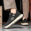 Sapatos Masculinos de Cano Baixo Primavera e Outono Novos Moda em Couro Solado Grosso Casual Sapatos Esportivos Masculinos para Exterior Resistentes ao Desgaste Tênis da Moda