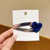 Pasador de Pelo Estilo Xiaoxiangfeng 2025 Nuevo Color Café Cuadros Cachorro de Dibujos Animados Estilo Niña Pequeña Clip Lateral para Mechones Flequillo Pin BB