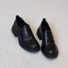 Salto grosso bico redondo para ir ao trabalho velcro 2026 mocassins outono inverno estilo britânico sapatos de couro slip-ons modernos versátil retrô