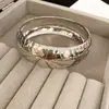 Pulsera Irregular Cóncava Retro Europea y Americana, Pulsera de Diseño Exagerado Personalizada, Pulsera Elegante Simple y de Moda Nicho