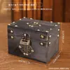 Caja de madera vintage exquisita estilo chino personalizada con cerradura, caja de almacenamiento de artículos diversos para escritorio, caja de almacenamiento de documentos, caja de madera antigua