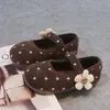Zapatos de Algodón para Niñas Zapatos Birkenstock para Niños Estilo Coreano 202 Otoño Nuevo Casual Acolchados de Felpa Gruesa Zapatos de Algodón Grandes Modernos