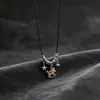 Nuevo Colgante de Caballo Mecedora con Diseño de Nicho Collar Hecho a Mano para Mujer, Cadena para Clavícula de Campana Estelar de Lujo Ligero con un Toque de Alta Gama en Acero de Titanio