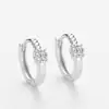 Pendientes Geométricos Retorcidos Incrustados con Diamantes de Nuevo Estilo Europeo y Americano Transfronterizos, Pendientes de Clip de Moda de Nicho y Elegantes para Mujer, Pendientes de Estilo Simple y Lujo Ligero