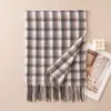 Bufanda de cuadros otoño e invierno, estilo británico clásico, bufanda larga de cuadros pequeños, cachemira sintética, chal de moda para usar sobre la ropa, cálida