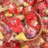 Pequenos Presentes para Eventos Promocionais, Pingentes de Boneca de Pelúcia Fofos, Enfeites de Pendurar, Mochilas de Brinquedo, Chaveiros, Acessórios