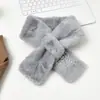 Bufanda Cálida de Felpa Estilo Coreano para Mujer Otoño e Invierno con Lazo de Perlas y Cruz, Cuello Grueso de Piel Sintética de Conejo Rex