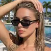 Óculos de Sol Retrô Europeus e Americanos com Armação Oval Pequena para Mulheres, Óculos de Sol de Moda para Uso Externo, Óculos Hip-Hop Personalizados para Meninas Quentes