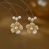 Pendientes de Perla Estilo Francés Vintage con Aguja de Plata S925 para Mujer, Joyería para Orejas de Camelia con Diseño Único, Pendientes Modernos para el Trabajo