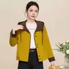 Chamarra con Capucha de Color Contrastante para Mujer 2026 Nueva Colección Primavera y Otoño Estilo Joven Suelta Casual Sudadera Chaqueta Corta Top para Mujer