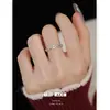 Lujo Ligero, Sensación Exquisita y de Alta Gama, Anillo Abierto Ajustable para el Dedo Índice, Diseño Único de Nicho, Anillo Delgado Incrustado con Circonita, Anillo de Nariz de Cerdo para Mujer
