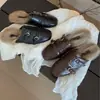 Temperamento Retrô Pelo de Coelho Estilo Britânico Bico Brogue Esculpido Chinelos de Algodão Feminino 2026 Novo Outono Inverno Mules