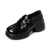 Comércio Exterior Estilo Britânico Bico Redondo Outono Novo Sola Grossa Boca Profunda Dupla Fileira de Botões Aplique Salto Grosso Moda Versátil Sapatos Femininos Individuais