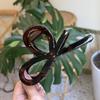 Nueva corbata europea y americana, hebilla de lazo grande, clip para la cabeza en la parte posterior, accesorios para el cabello de tamaño pequeño y elegantes que combinan con todo, clip de tiburón de alta gama
