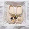 Zapatos Croc para Mujer 2025 Nuevo Verano Ropa Exterior Playa Lindos Sandalias de Suela Gruesa Antideslizantes Pies Sin Mal Olor Chanclas de Pareja para Mujer