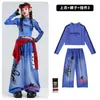 Conjunto de jazz para niñas, con un top azul cropped de cuello alto, un conjunto de disfraz de baile elegante y moderno, perfecto para actuaciones de jazz street dance