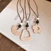 Cuerda de Cera Cuentas de Madera Resina Abanico Geométrico con Forma de Flor Colgante Collar Estilo Étnico Cadena para Clavícula Accesorio de Cuello Sencillo y de Moda