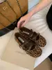 []2026 Otoño Nuevo Francés Punta Redonda Punta Dividida Tacón Bajo Tejido Correa Cruzada de Cuero Hebilla Zapatos Individuales Zapatos de Mujer