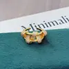 Anillo Abierto de Lujo de Gama Alta Accesible Apilable Medieval Vintage Full Zirconia Cúbica Microincrustada Anillo Personalizado de Nicho para Mujer