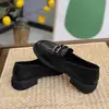 Mocassins de couro femininos pretos em estilo britânico, sapatos de calçar, novos sapatos femininos versáteis 2026, sapatos de salto grosso de outono
