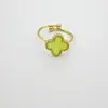 Anillo de Trébol de Cuatro Hojas Chapado en Oro para Mujer, Anillo Abierto Ajustable, Diseño de Nicho de Lujo Ligero, Joyería Floral, Moderno para el Trayecto al Trabajo