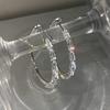 Pendientes de mariposa de estilo coreano con aguja plateada, nicho de alta gama, perla de imitación, pendientes sencillos de diamantes completos, pendientes de borla largos.