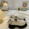 Mocassins Retrô Brancos Estilo Britânico Versátil Plataforma para Aumentar a Altura Solado Grosso Sapatos Slip-On para Combinar com Saias