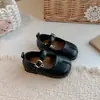Zapatos Bajos para Niña Estilo Nuevo Primavera y Otoño 2026 Zapatos de Piel Sintética con Separación de Dedos para Bebé con Suelas Suaves y Velcro Zapatos de Princesa Modernos