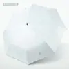 Paraguas de vinilo de alta gama hecho a medida, protección solar y resistente al viento, reforzado para uso tanto soleado como lluvioso, paraguas plegable automático para regalo corporativo al por mayor