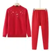 Conjunto Térmico de Outono e Inverno para Mãe com Lã e Espessado para Mulheres de Meia-Idade e Idosas, Conjunto de Roupa de Inverno, Conjunto de Duas Peças de Blusa e Calça Térmica Feminina