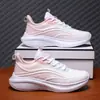 Zapatos de Mujer Talla Grande Estilo Primavera y Otoño 2026 Nuevos 4143 Pies Anchos Pies Gruesos Malla Zapatos Deportivos para Mujer Correr Amortiguación Ligero para Mujer